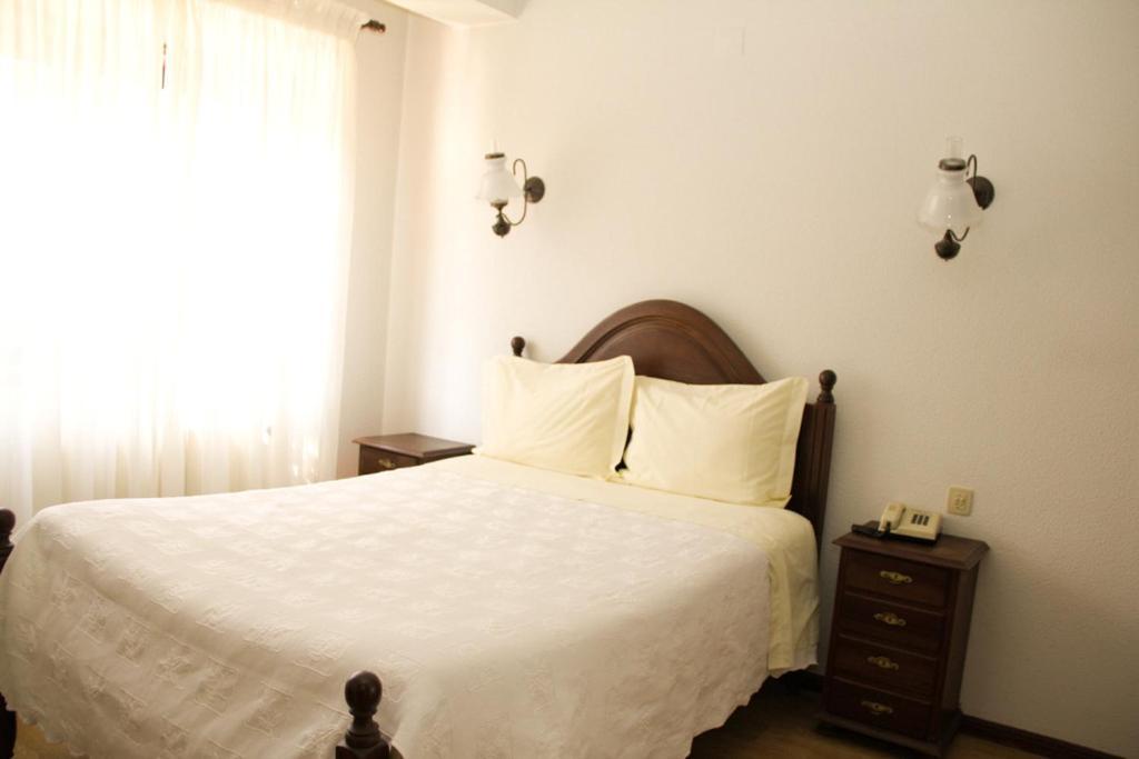 Sao Neutel Hotel Chaves Room photo